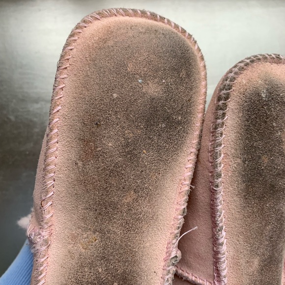 UGG pink suede Erin toddler booties - Picture 14 of 15
